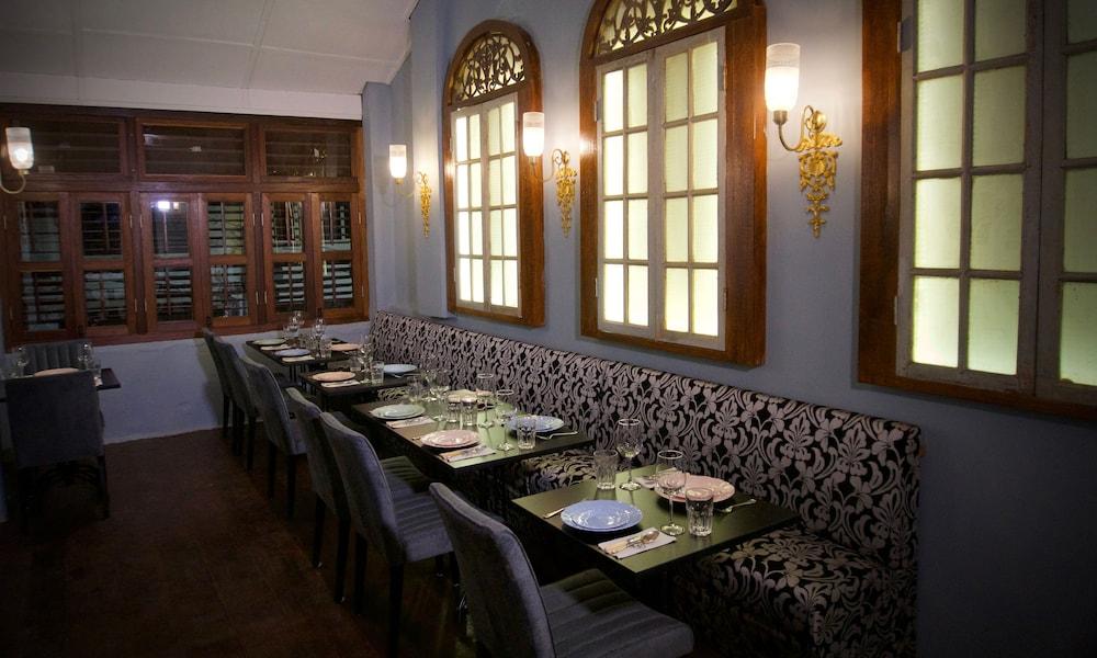 Jawi Peranakan Hotel 4*